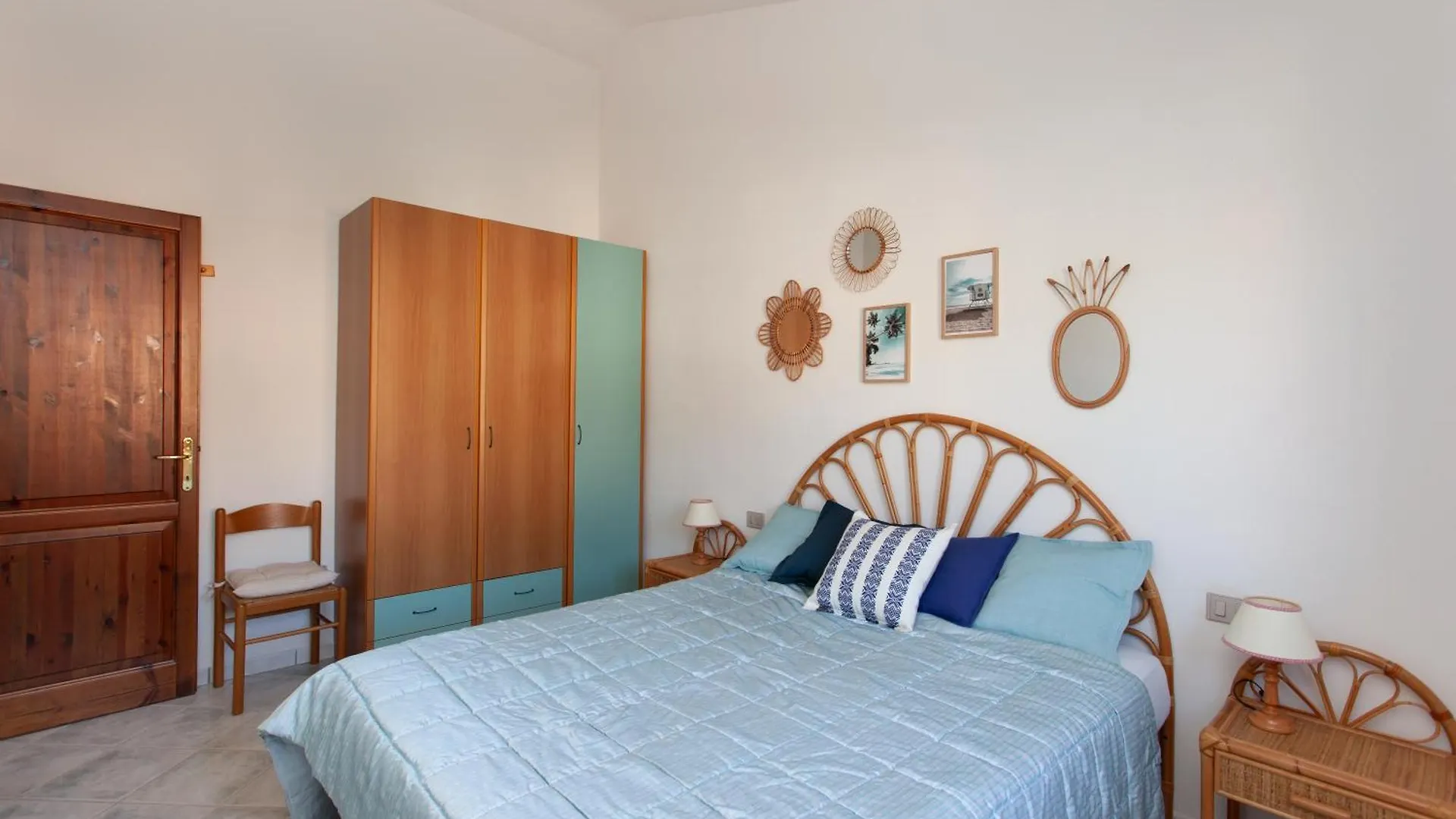 Villino Ponza Apartment San Teodoro  Italy