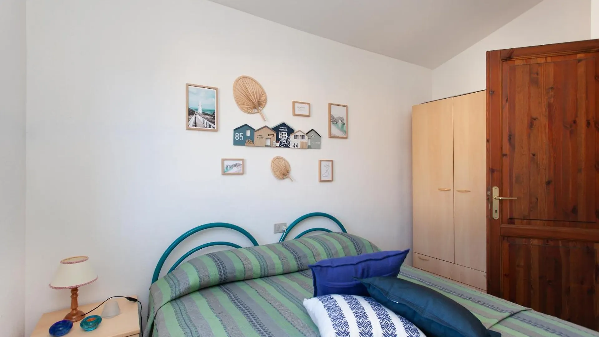 Villino Ponza Apartment San Teodoro  Italy