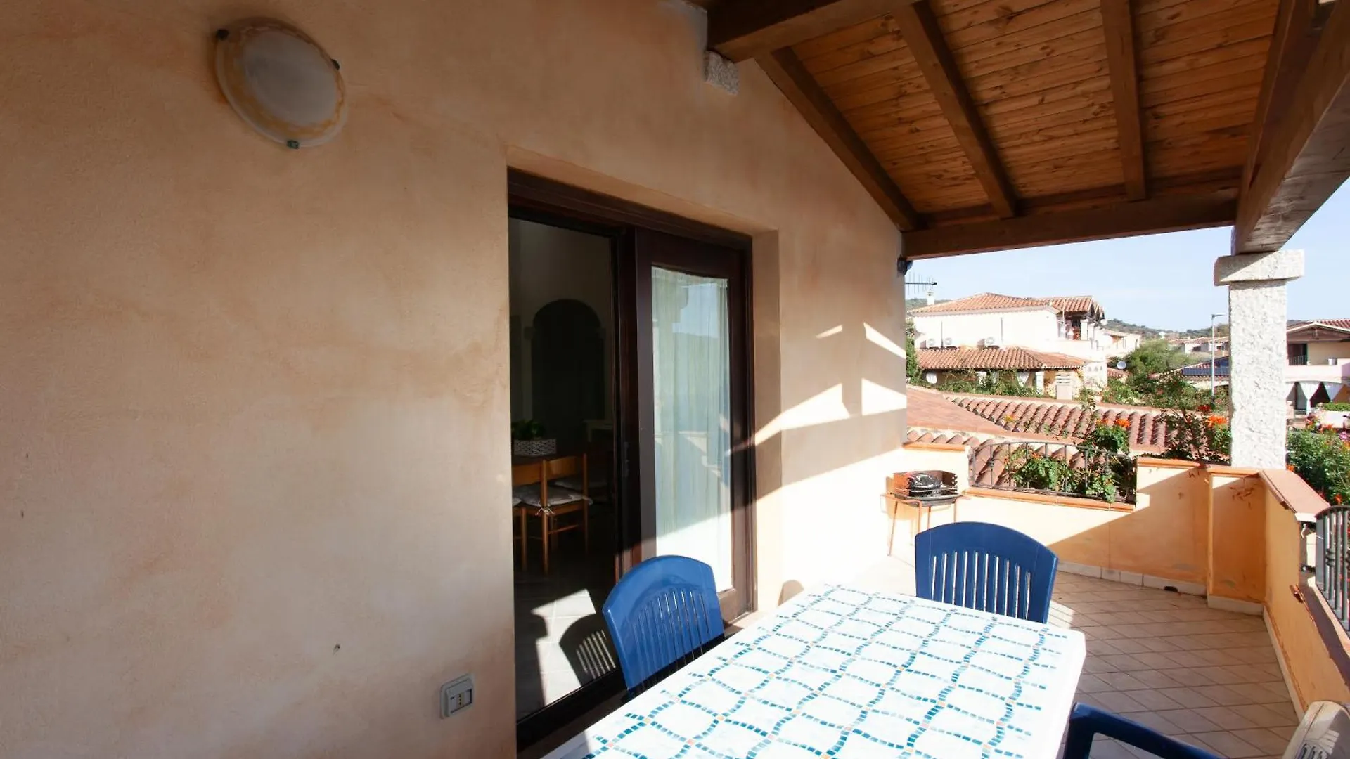 Villino Ponza Apartment San Teodoro