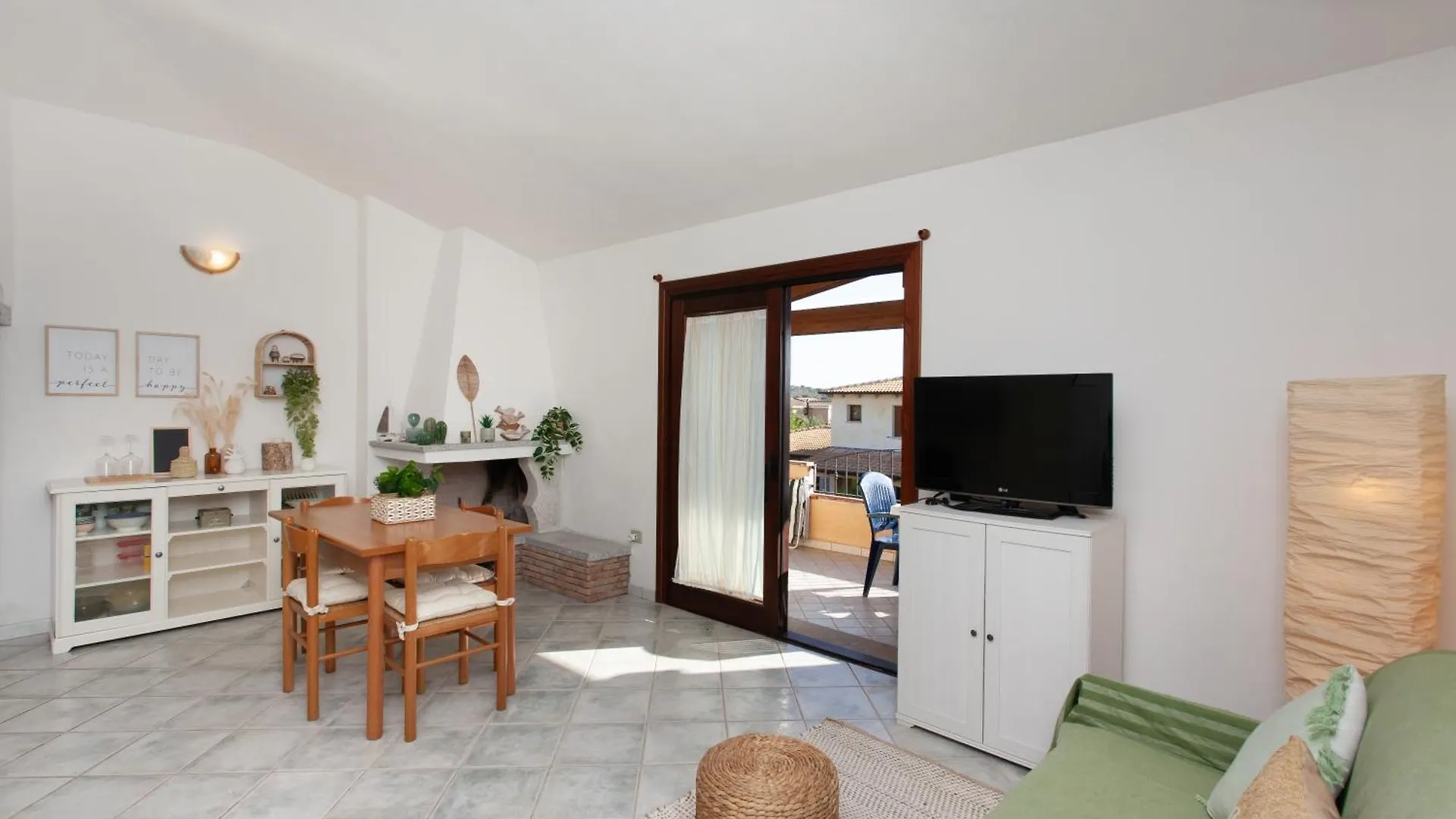 Villino Ponza Apartment San Teodoro