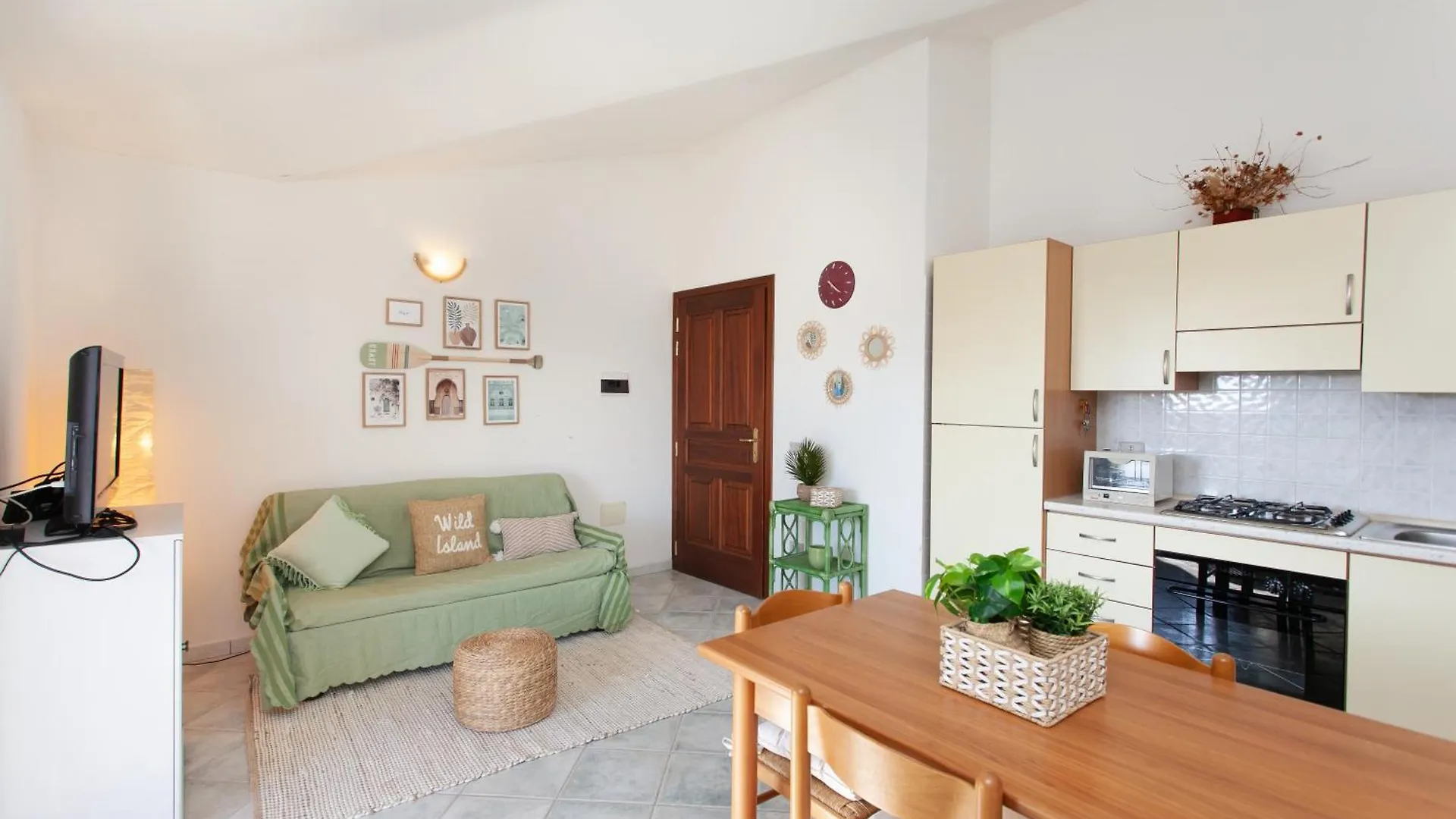 Villino Ponza Apartment San Teodoro